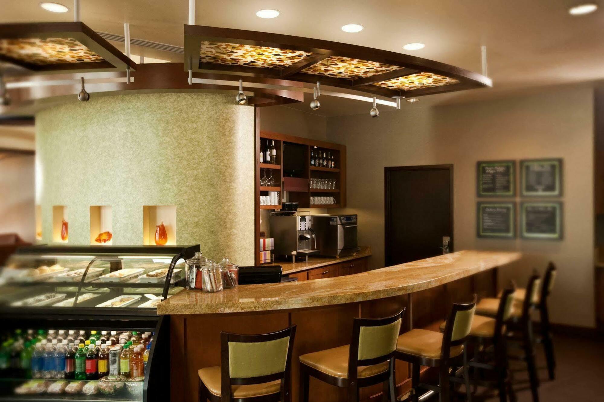 Hyatt Place Orlando Airport Restoran gambar